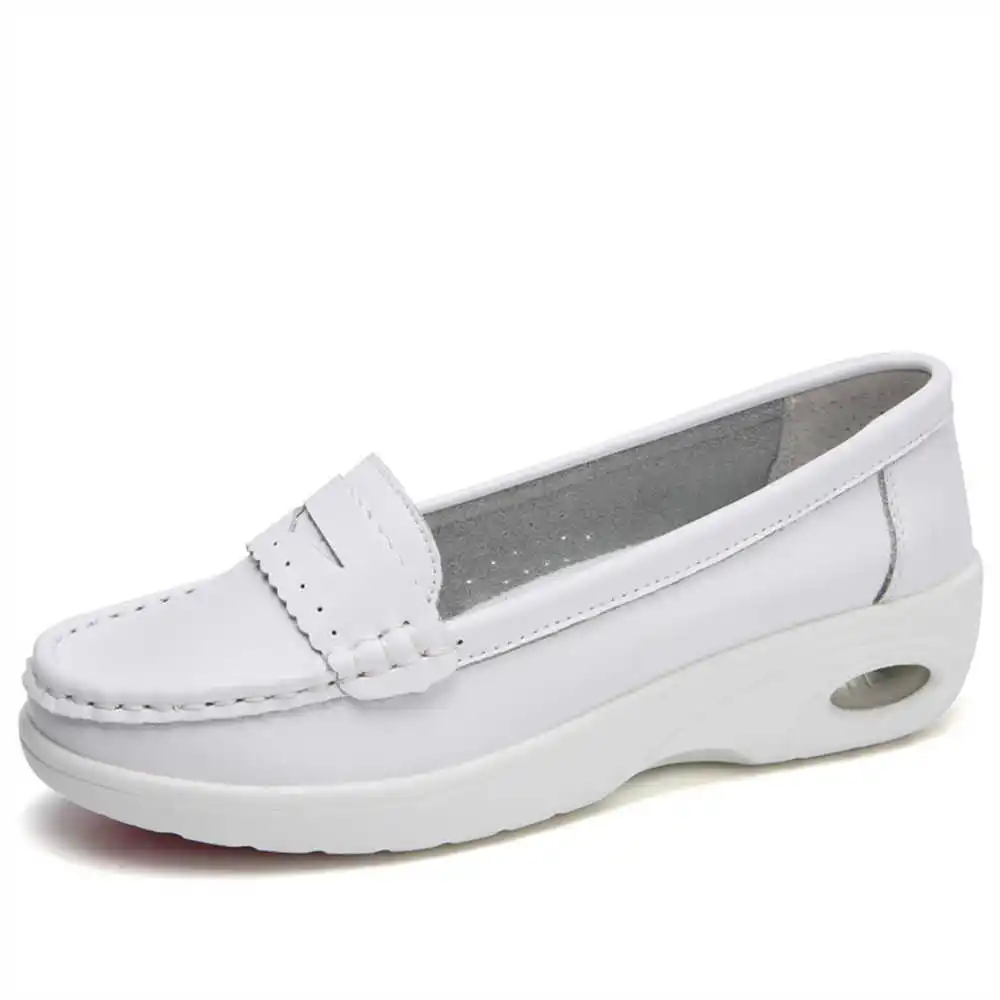 Thick Sole Slipon White Traine - Luxury Lifestyle Of Celebrities 리뷰 및 가격