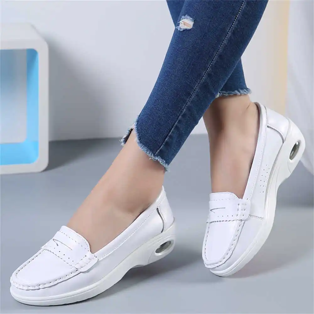 Thick Sole Slipon White Traine - Luxury Lifestyle Of Celebrities 리뷰 및 가격