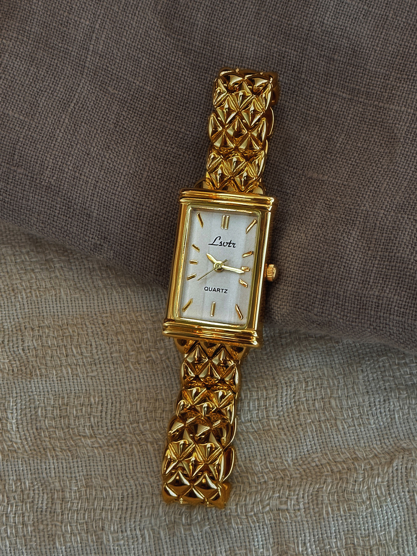 1 New Gold-Colored French High - Luxury Lifestyle Gifts 리뷰 및 가격