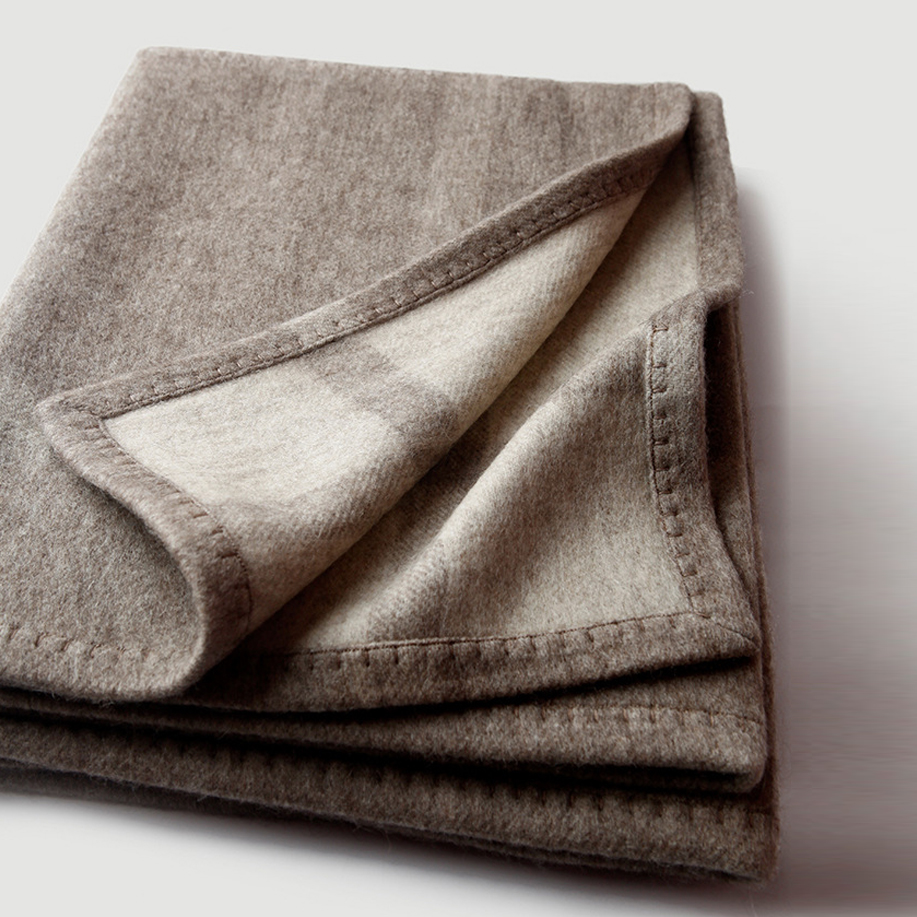 Cross Striped Double sided Jac - Cashmere Throw Blanket 리뷰 및 가격