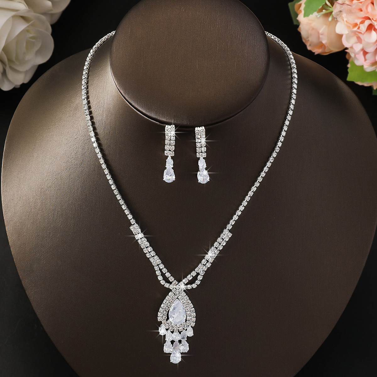 New zirconia stud earrings and - Luxury Lifestyle Gifts 리뷰 및 가격