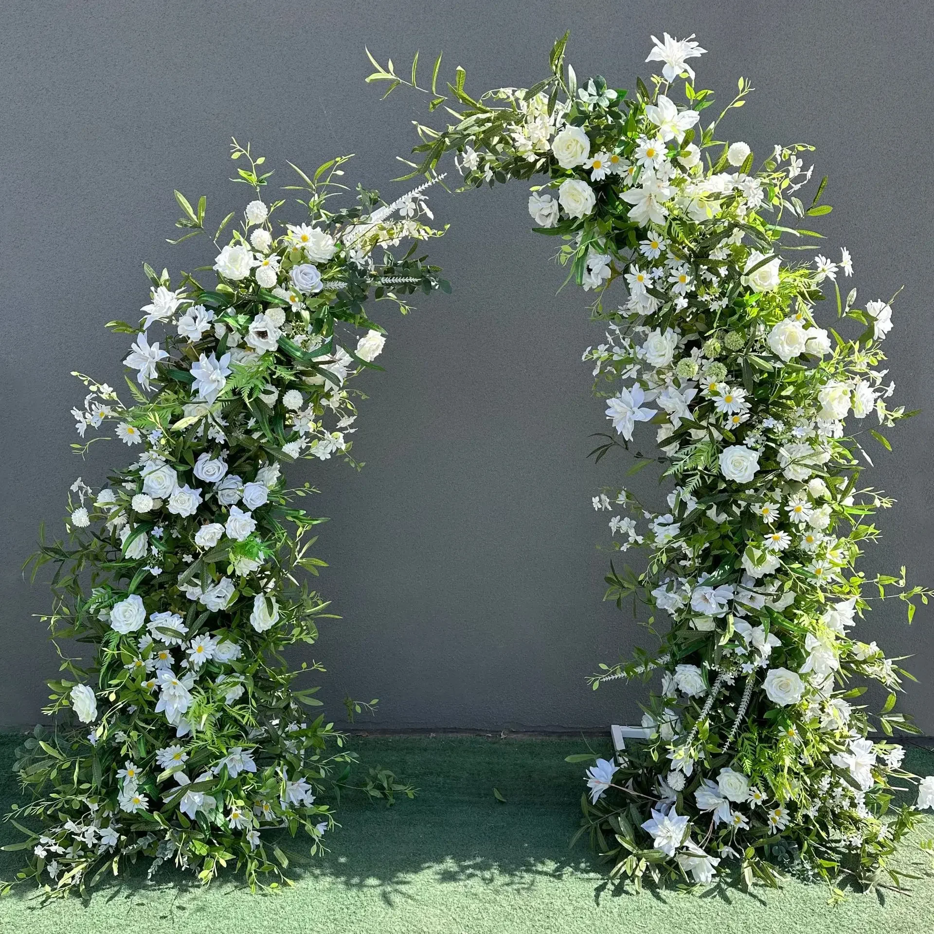 Trumpet Arch Artificial Flower - Luxury Lifestyle Items 리뷰 및 가격