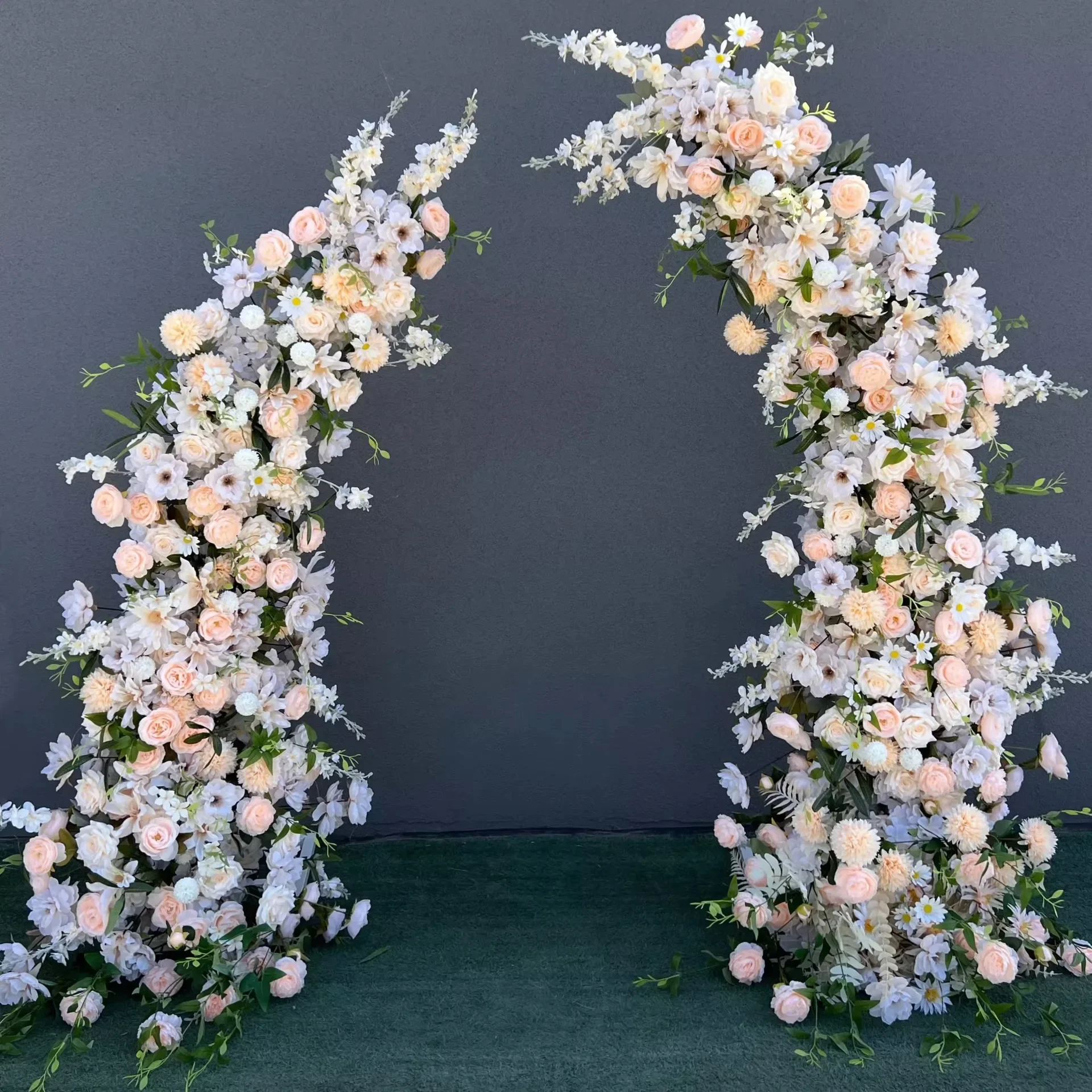 Trumpet Arch Artificial Flower - Luxury Lifestyle Items 리뷰 및 가격